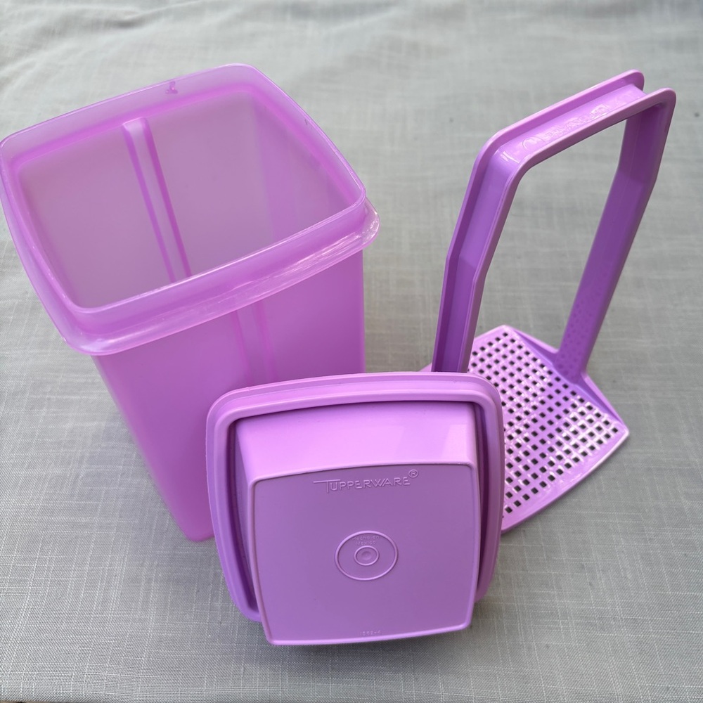 Tupperware Pick-A-Deli Pickle Keeper Large 8 Cup 3 Piece Lavender Purple #1562-4